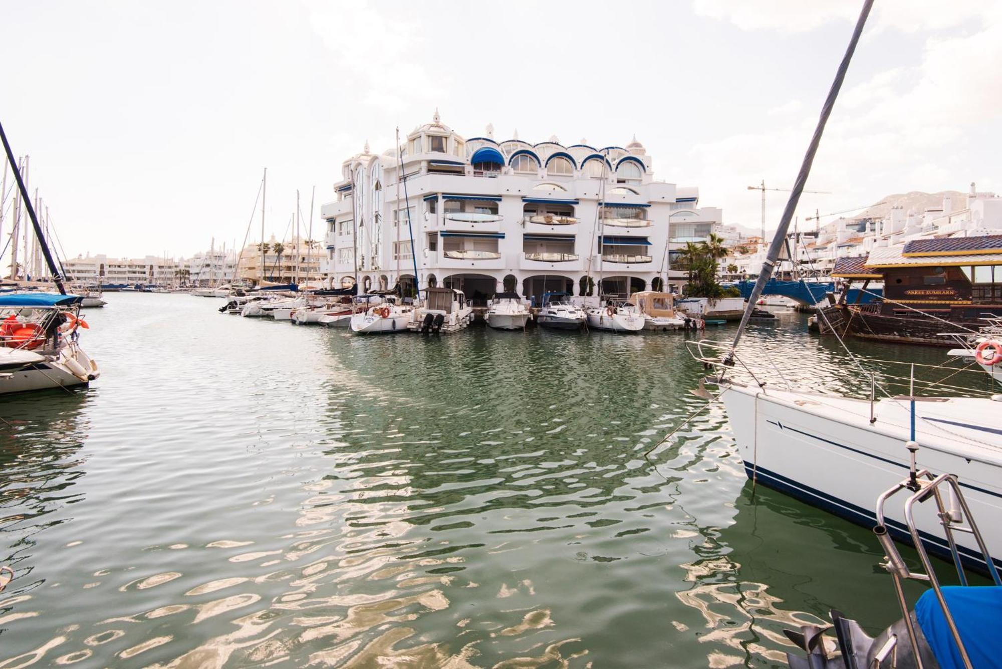 Apartmento En La Pequena Venecia, Puerto Marina Benalmádena Exterior foto